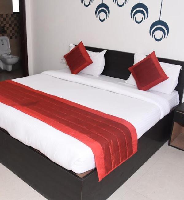 Braj Villas Vrindāvan Exteriör bild